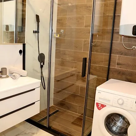 דירה Toni טרביניה